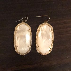 ivory pearl Kendra Scott Danielle earrings